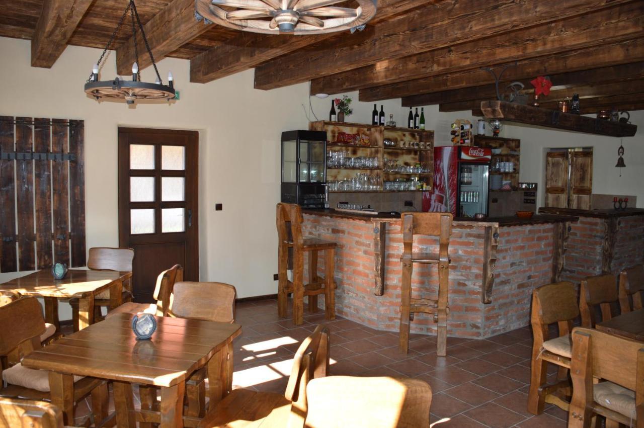 Penzion U Podkovare Trebon Exterior photo